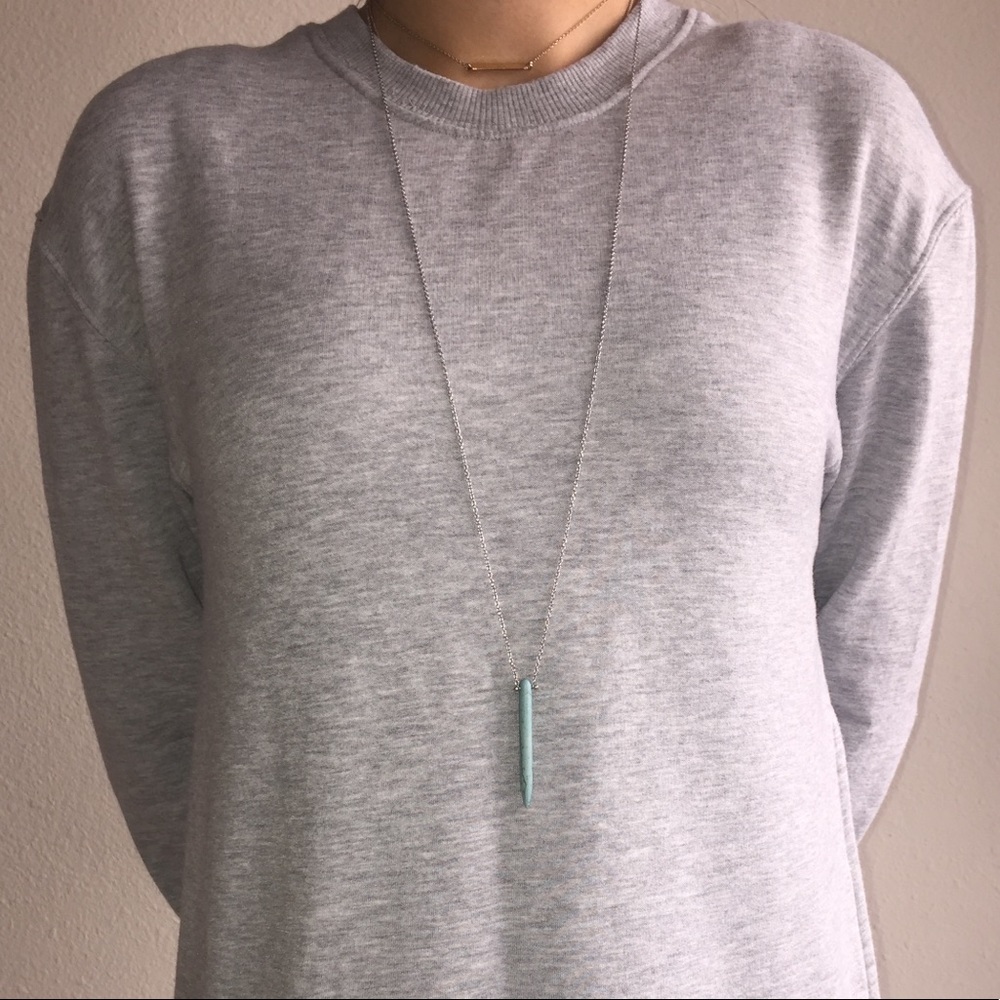 Long necklace with delicate turquoise stone